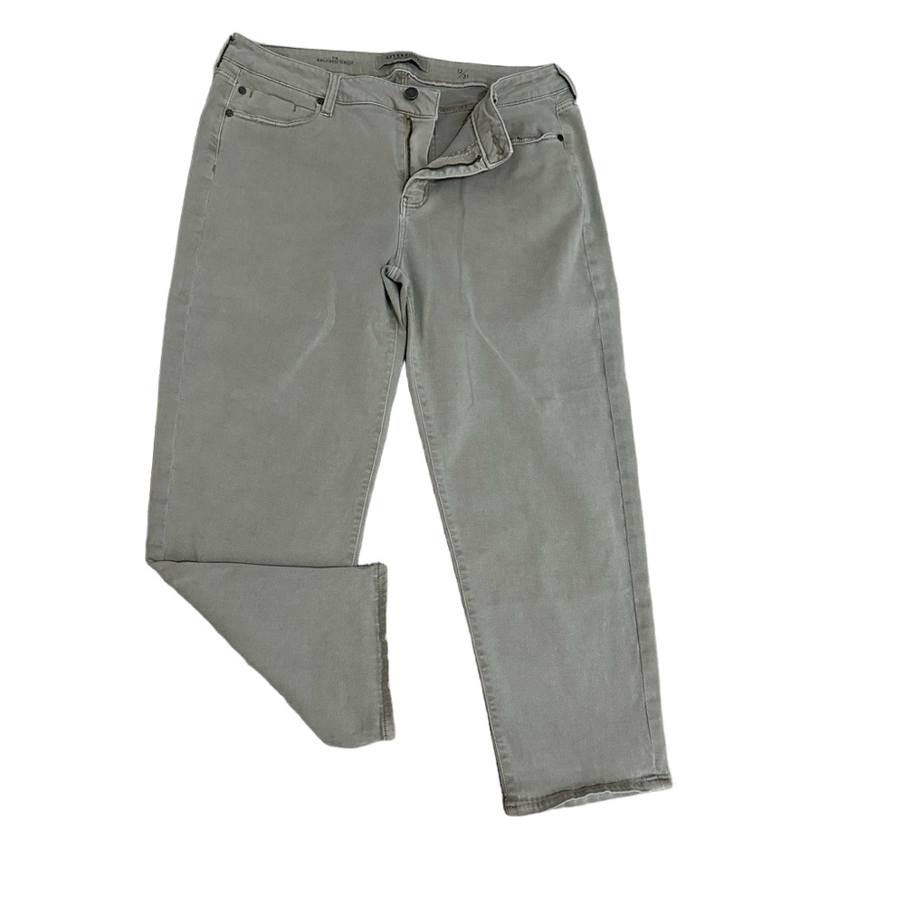 Liverpool Jeans Company Color: Pure Cashmere Relaxed Crop Pants